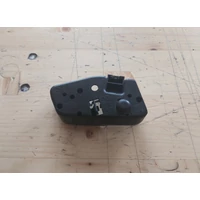 BMW E46 Csomagtérajtó lámpa foglalat bal 0658