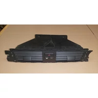 BMW E9x Középső légbeömlő 0088