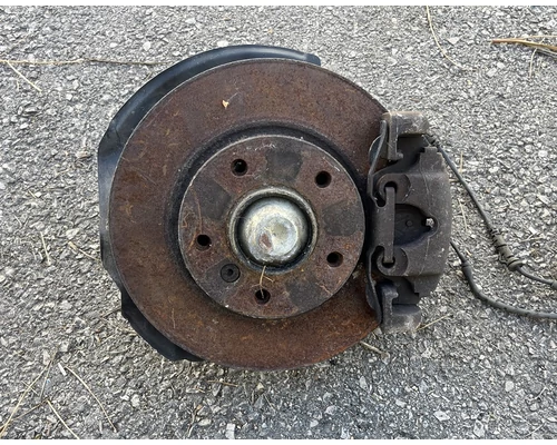 BMW E46 Bal első csonkállvány kerékaggyal és féknyereggel 4169