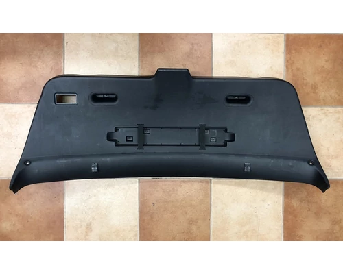 BMW E46 Compact csomagtérajtó burkolat