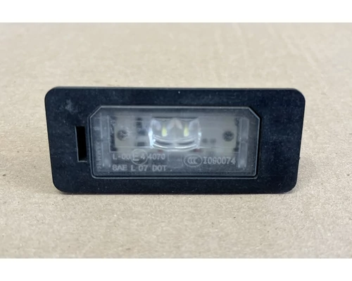 BMW E82-E88-E9x LED-es rendszámtábla világítás 3970