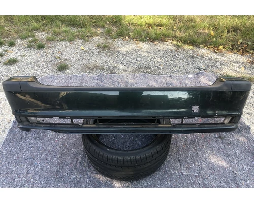 BMW E46 Touring hátsó lökhárító üresen