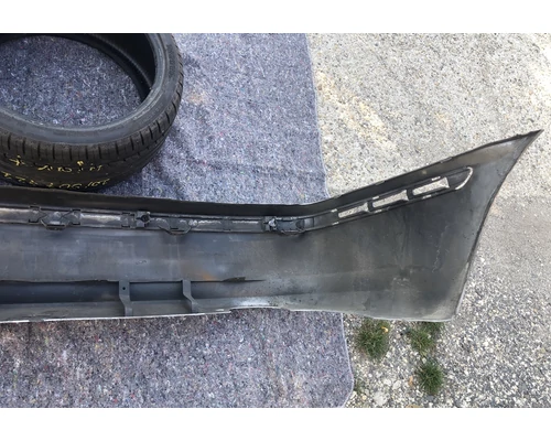 BMW E46 Sedan hátsó lökhárító üresen