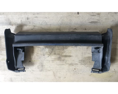 BMW E46 Sedan hátsó lökhárító vonóhorog keret