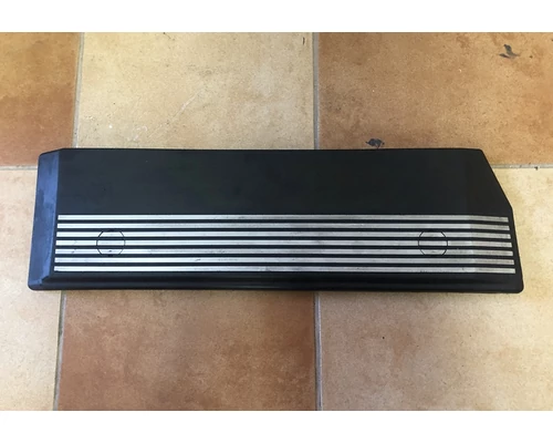 BMW E39, E38, E65-E66, E53, E36 Z3, E85 Motorburkolat