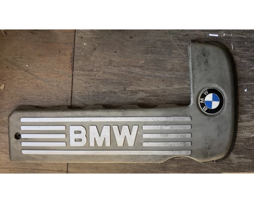BMW E39-E38-E53 M57 Dízel motorburkolat