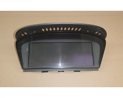 BMW E60-E61 Fedélzeti monitor