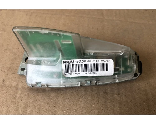 BMW E82-E90-E91 Tetőantenna modul