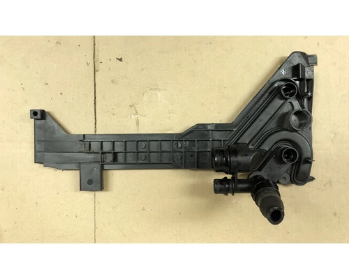 BMW E46 Kiegyenlítő tartály rögzítő panel