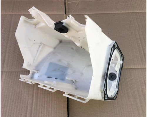 BMW E46 Motorvezérlő tartó doboz