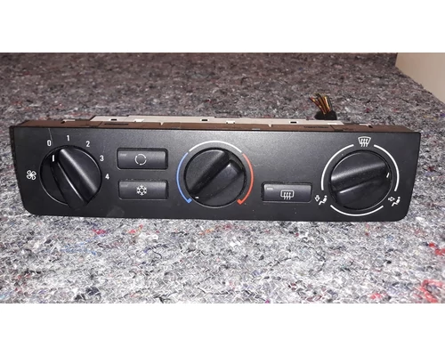  BMW E46 Manuális klímavezérlő 0076