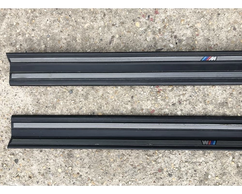BMW E46 Compact M-tech küszöbbelépő pár