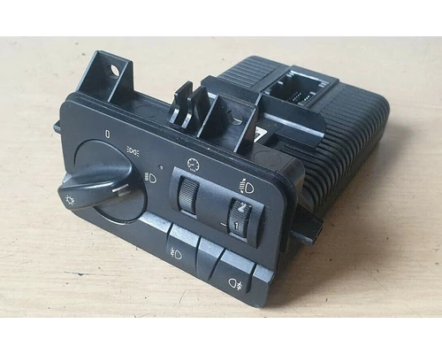 BMW E46 Fényszórókapcsoló 0047