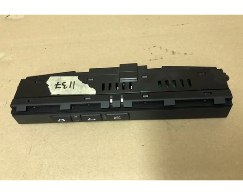 BMW E46 Cabrio tetőnyitó és ASC kapcsoló panel