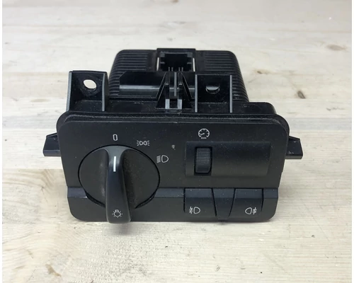 BMW E46 Xenon fényszóró kapcsoló