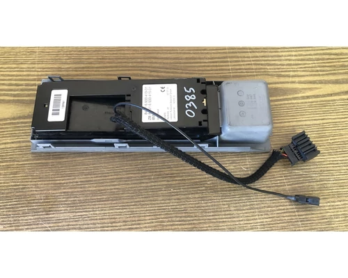 BMW E46 Telefontartó konzol tárolórekesszel 0385