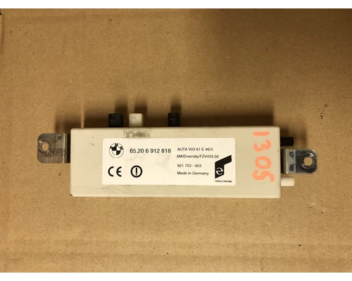 BMW E46 Compact antenna erősítő