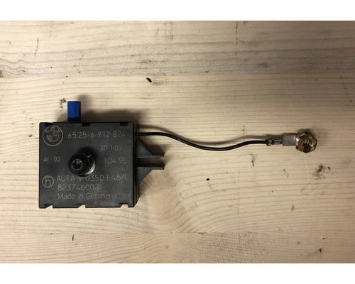 BMW E46 Cabrio antenna erősítő